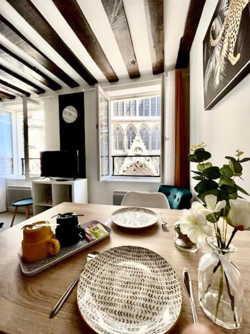 Appartement Vue Cathedrale- Centre Ville Meaux-Gare-Disney 外观 照片