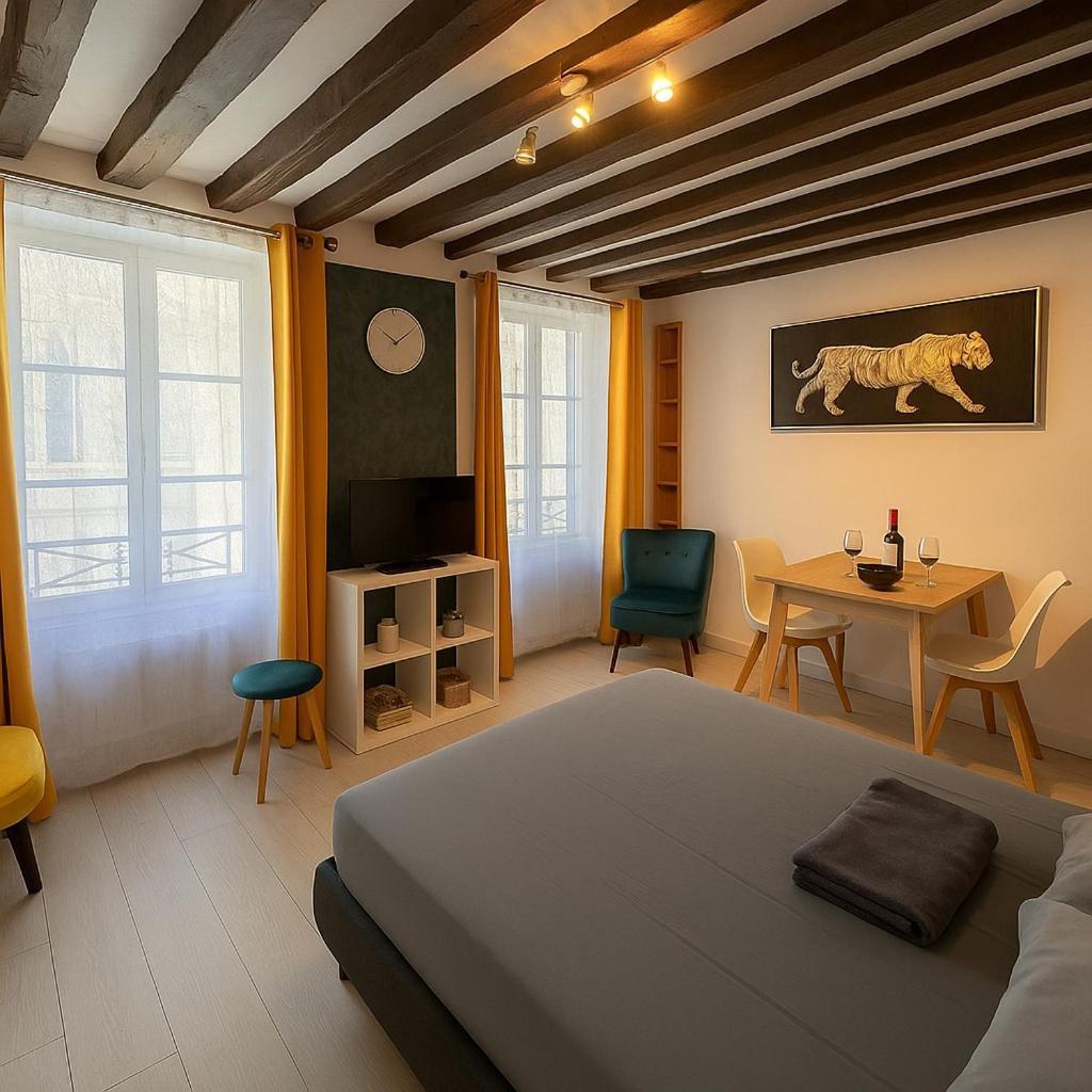 Appartement Vue Cathedrale- Centre Ville Meaux-Gare-Disney 外观 照片